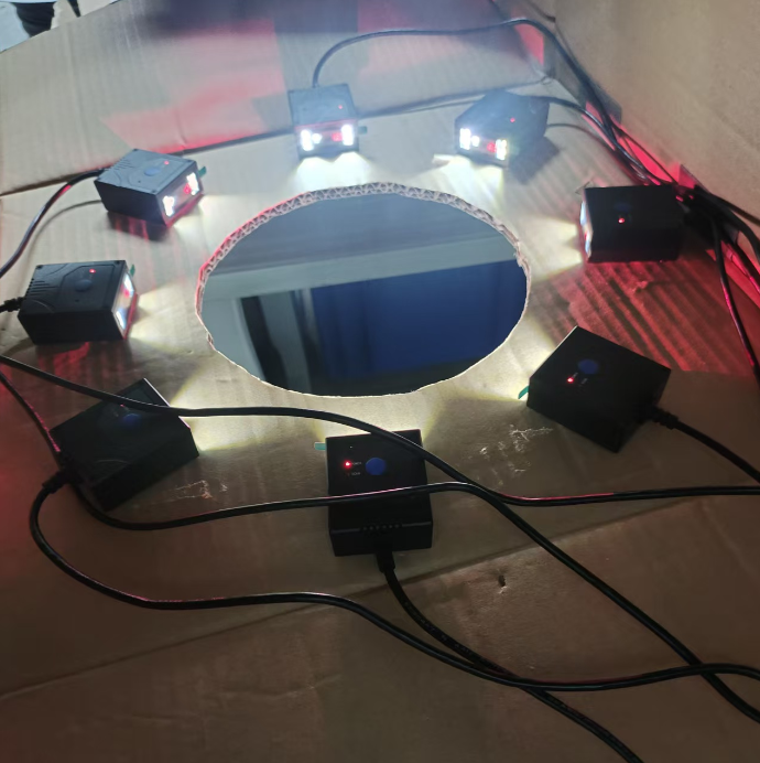 智能飲料瓶子回收機(jī)RVM掃碼固定掃描器嵌入設(shè)備里，360 度無(wú)死角掃碼，精準(zhǔn)捕捉不遺漏！.png